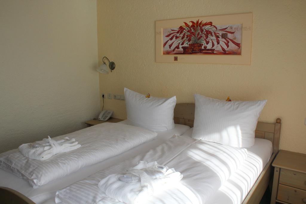 Hubertushof Hotel Garni Oberstaufen Room photo